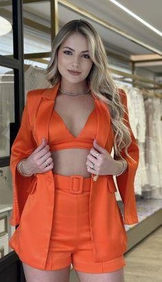 como combinar cores na moda