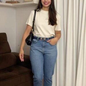 Como montar looks com peças simples? Descubra dicas incríveis!