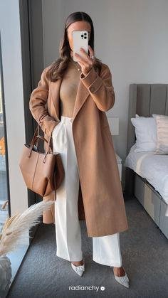 como usar roupas da moda no trabalho?