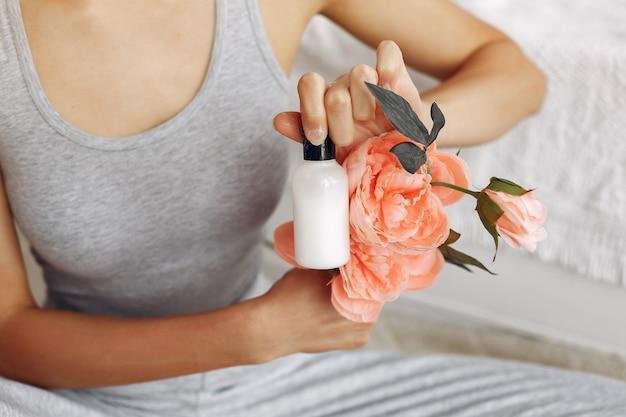 Hidratante corporal com fragrância floral