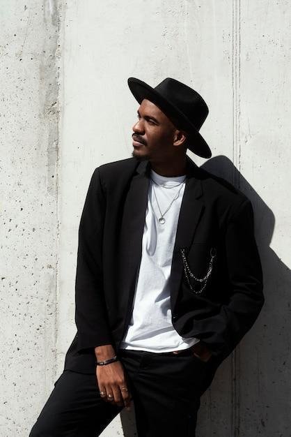 combinações de roupas masculinas