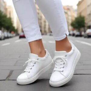 Tênis brancos femininos: o must-have da moda que você não pode ignorar